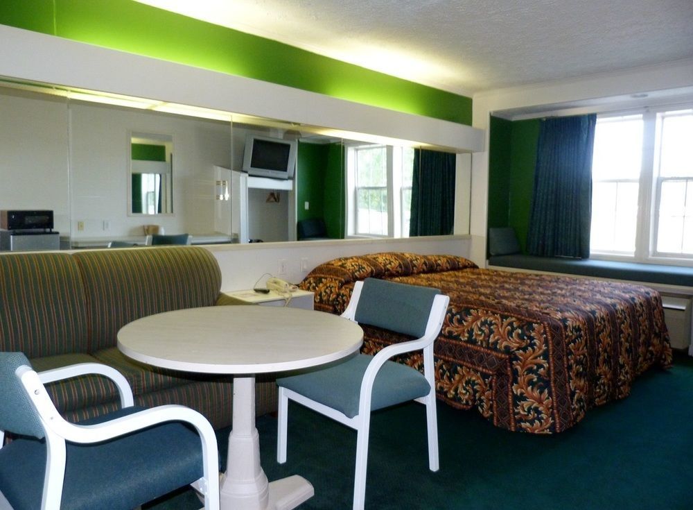 Holiday Lodge - Greensboro/Lake Oconee Buitenkant foto