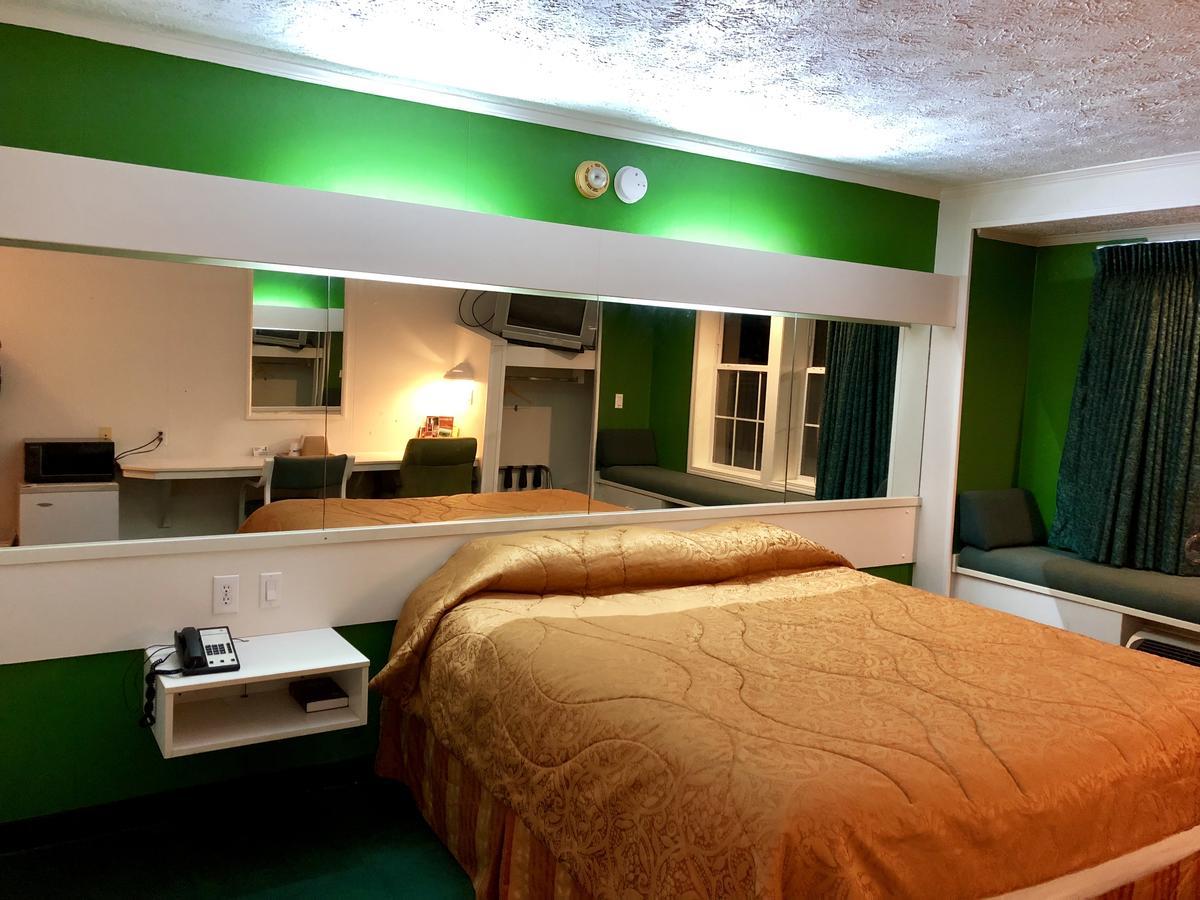 Holiday Lodge - Greensboro/Lake Oconee Buitenkant foto